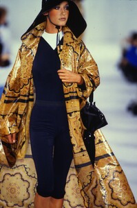 1944230156_isaac-mizrahi-ss-1993(11).thumb.jpg.67841db7d6f3a7e870600a7e565e03da.jpg