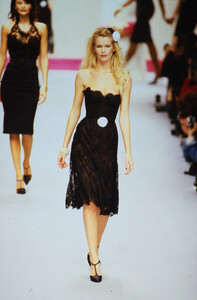 chanel-fw-1995 (54).jpg