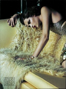 ARCHIVIO - Vogue Italia (October 2007) - The Chic Old Days - 003.jpg