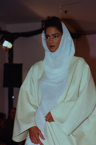 242704436_isaac-mizrahi-ss-1989(8).thumb.jpg.8ee206d1ab0573fa4d4d7509317f1ebe.jpg