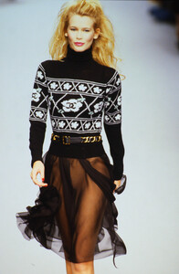 chanel-fw-1995 (45).jpg