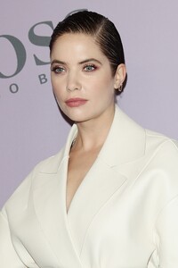 bos230220BZNimage120.jpg
