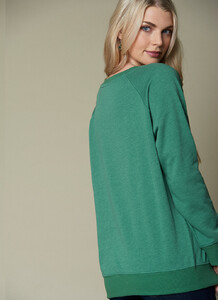 ireland celtic boyfriend sweater blarney 02.jpg