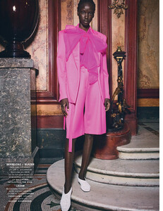 4-ANOK_YAI_VOGUE_DEUTSCH_FEBRUARY_2020_GREGORY_HARRIS-98.thumb.jpg.07e478a524eaadc0055794e51963ec8e.jpg