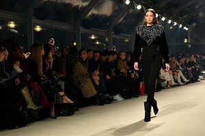         gig280220BZNimage18.jpg
