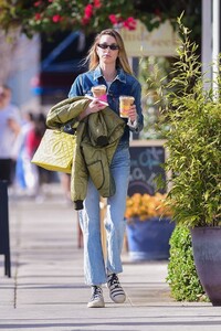       por180220BZNimage104.jpg