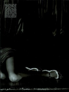 ARCHIVIO - Vogue Italia (December 2006) - Kate Bosworth - 008.jpg