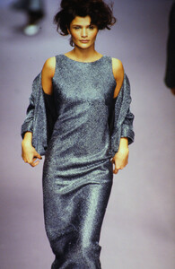 467639784_karl-lagerfeld-fw-1995(31).thumb.jpg.c0cc04f1553fe1a2feb2581ffc76e4c2.jpg