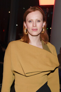 Karen+Elson+Proenza+Schouler+Front+Row+February+-URfgjq7Be3x.jpg