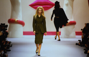 chanel-fw-1995 (15).jpg