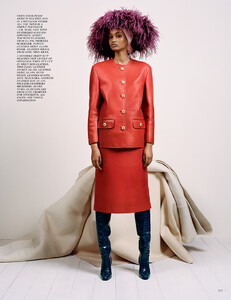 5-UGBAD_ABDI_BRITISH_VOGUE_CAMPBELL_ADDY-327.thumb.jpg.498cc7c742c7179a2d80656d32aa92db.jpg