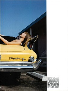 ARCHIVIO - Vogue Italia (June 2006) - Here Comes The Sun - 008.jpg