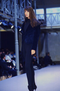 576586731_alaia-fw-1989(9).thumb.jpg.c3906e6f797f155798f380a1f298151b.jpg