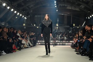         gig280220BZNimage12.jpg