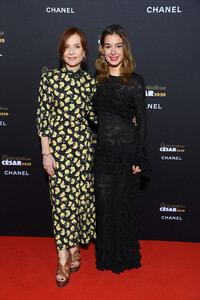 Isabelle+Huppert+Cesar+Revelations+2020+Photocall+X_362VPaHBdx.jpg