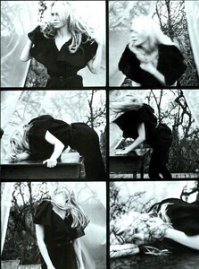 ARCHIVIO - Vogue Italia (September 2007) - Robin Wright - 010.jpg