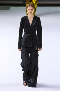 Deirdre Firinne Carolina Herrera Fall 2020 RTW NYFW 2.jpg