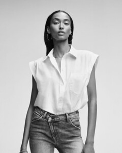 7-All-Mankind-Spring-2020-Campaign05.thumb.jpg.f0c83b7033fdb12c008a0ca9b55fe8c8.jpg