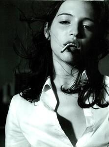 ARCHIVIO - Vogue Italia (May 2001) - Face & Hair - 007.jpg
