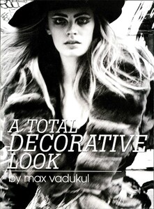 ARCHIVIO - Vogue Italia (October 2006) - A Total Decorative Look - 001.jpg