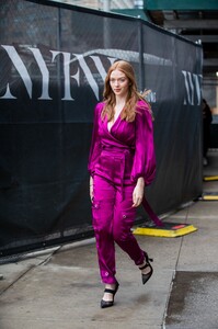       lar110220BZNimage1.jpg