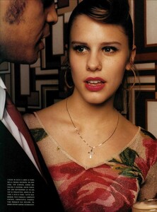 ARCHIVIO - Vogue Italia (February 2001) - Play of Wild Patterns - 009.jpg