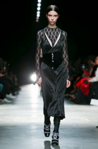 880873368_ChristopherKane(8).thumb.png.02c030d665de6934ee491ead390358c1.png