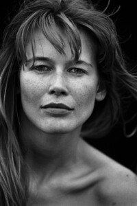 by Peter Lindbergh, Santa Monica, 1997.jpg