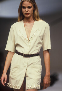 928100545_Krizia1991WomenRTW156.thumb.jpg.2e1f7e9fccf28f70ff17021b37065ce9.jpg