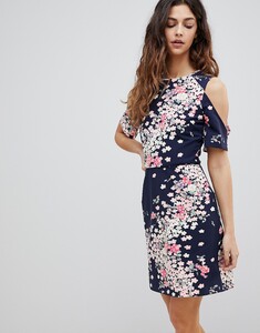 9360751-1-navyfloral.jpg