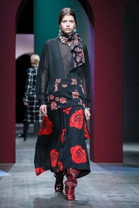 Mathilde Henning Ports 1961 Fall 2020 RTW MFW 1.jpg