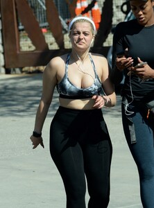        rex160220BZNimage119.jpg