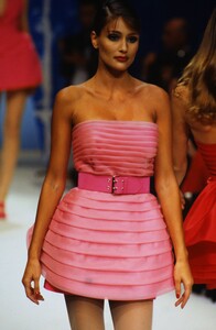 980840481_herve-leger-ss-1995(3).thumb.jpg.6d6180297464231cdf9a756abbe1b2f0.jpg