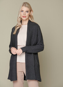 Sutton Cable Cardigan graphite 02.jpg