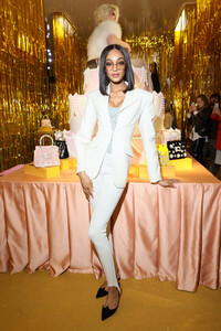 Jourdan+Dunn+Roger+Vivier+Alternative+Views+nJZk4XZJON0x.jpg