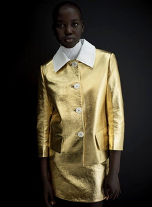 996770701_VogueUSFeb202016.thumb.jpg.d12ef9aaec4b3a456f76f886e53edbd3.jpg