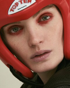 Alexina-Graham-Boxing-Editorial11.thumb.jpg.58b555f75029d4a0a8834e5764ecf851.jpg