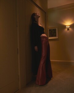 Alexina-Graham-Numero-Russia-Cover-Photoshoot15.thumb.jpg.dc8be03bbba78bff23b4fc250c5e640e.jpg