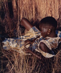 Andrew-Nuding-Vogue-Adut-Akech-12-855x1024.thumb.jpg.8943d93b7c02e922124338888e92d10e.jpg