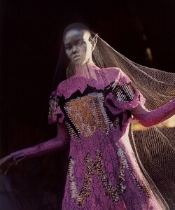 Andrew-Nuding-Vogue-Adut-Akech-16-855x1024.thumb.jpg.4487649dfe16635ac117001095f339b7.jpg
