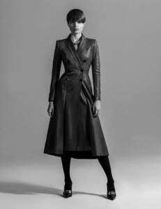Anna-Mila-Guyenz-ELLE-Serbia-Cover-Photoshoot12.thumb.jpg.b61c46293f53d6ad329342930ca21d58.jpg