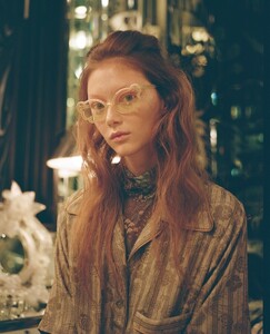 Anna-Sui-Spring-Summer-2020-Campaign07.thumb.jpg.2ac48f66cccf1ed8bac8c66bb552a9ca.jpg
