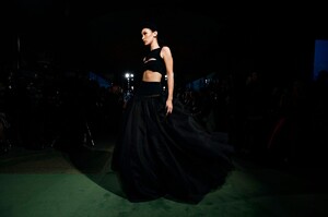 Brandon-Maxwell-RTW-FW20-New-York-16164-1581216106.thumb.jpg.71aad10bd8996544d13cdee47ba34093.jpg