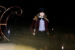 Celine-RTW-FW20-Paris-24918-1582922846.jpg
