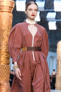 Chloe-RTW-FW20-Paris-0298-1582799481.jpg