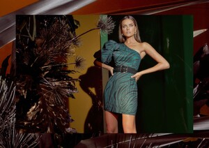DarkParadise-CAMPAIGN-3_2000x.thumb.jpg.abce7f5e2631f4e1cead54697cbdf946.jpg