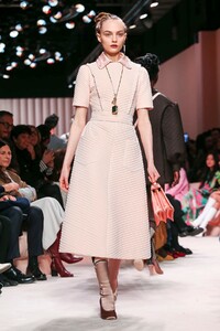 Fendi-RTW-FW20-Milan-5261-1582225196.jpg