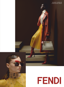 Fendi_Fall_Winter_19_20_02.thumb.png.6e36b4cbea7187776d6515bef6271607.png