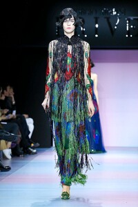 Giorgio-Armani-Prive-Haute-Couture-SS20-Paris-0730-1579635593.thumb.jpg.bec40a0422790988868b4ff9a617c577.jpg