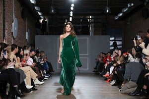 Hellessy-RTW-FW20-New-York-6131-1581179604.thumb.jpg.efb4481e3fda96230d79df03f2f80e41.jpg